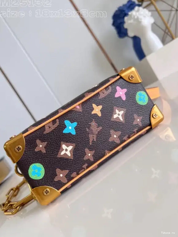 Affordable MINI VUITTON SOFT LOUIS TRUNK-18.5*13*8cm 0611